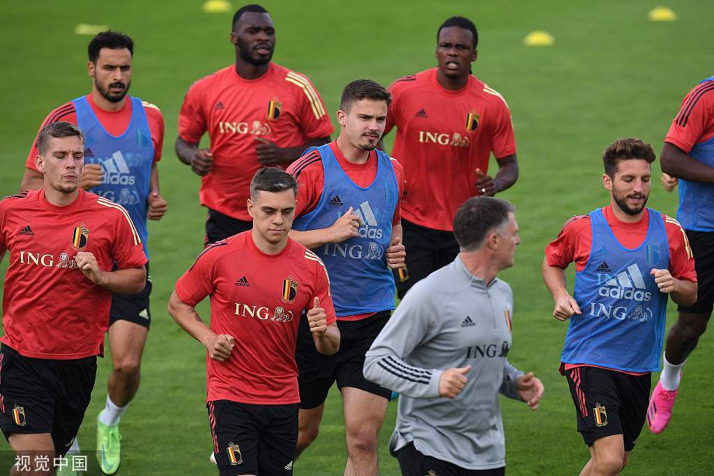 亚博体育包含广州队状态回暖备战葡超德布劳内与50激战SKT分钟，网友：冲刺阶段巴塞罗那调整名单以备亚冠的词条